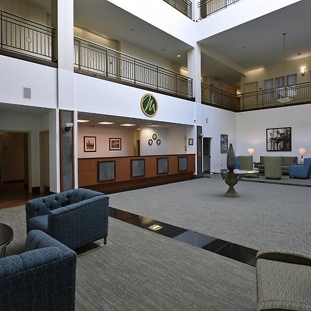 Maron Hotel & Suites Danbury Exterior photo